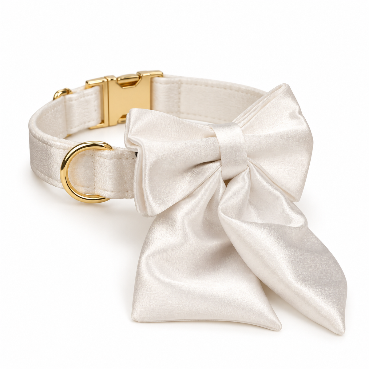 Collier Crystal blanc ivoire avec nœud à pans longs